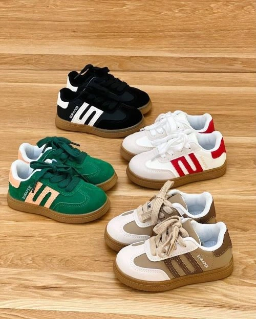 10 مدل کفش بچه گانه که هیچوقت از مد نمی افتد!