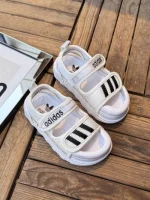 خرید صندل بچه گانه پانیکا - Image 3