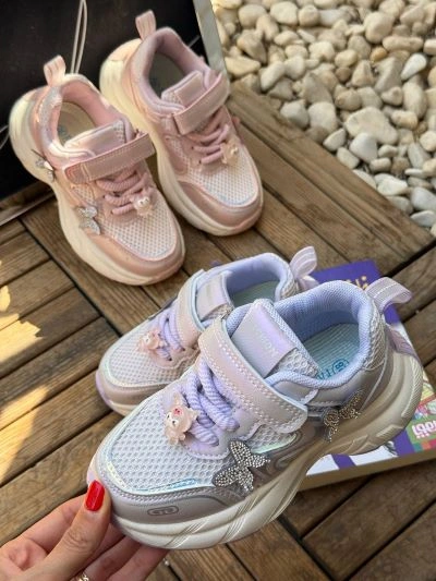 خرید کتونی بچه گانه کرومی پروانه