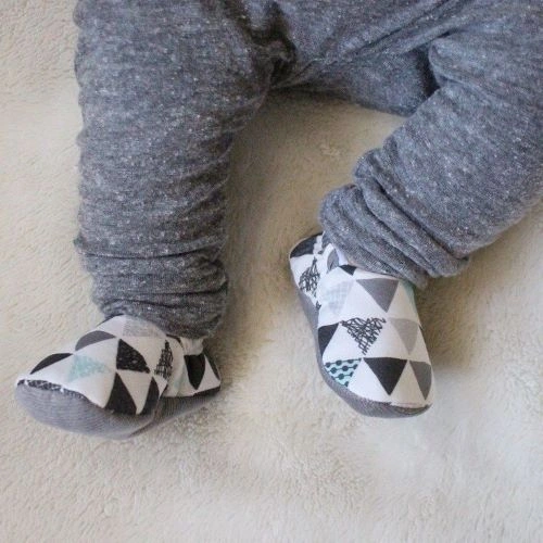 چگونه سایزمناسب کفش بچه گانه را بدون خطا در خانه اندازه گیری کنیم؟