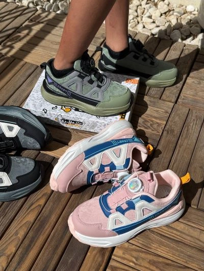 خرید کتونی بچه گانه سه رنگ