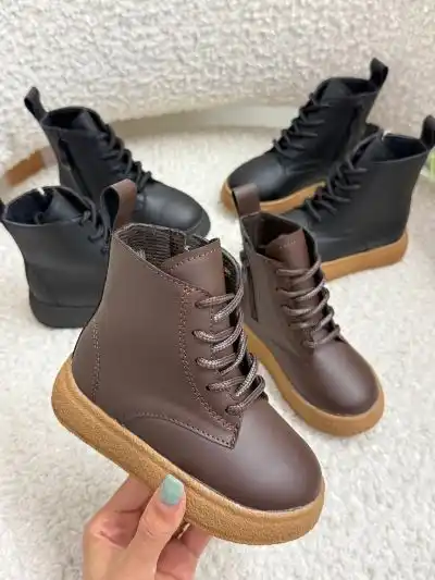 پوتین بچه گانه نقلی شیکو – مناسب سایز ۲۲ تا ۲۵